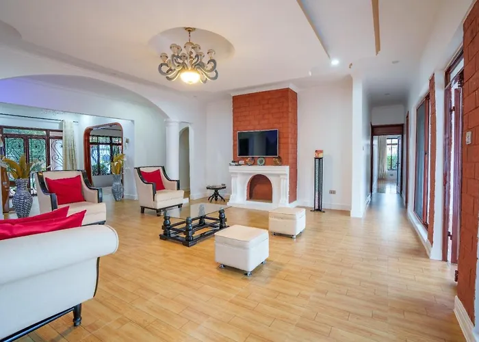 Sprunger Avenue - Tulia Homes