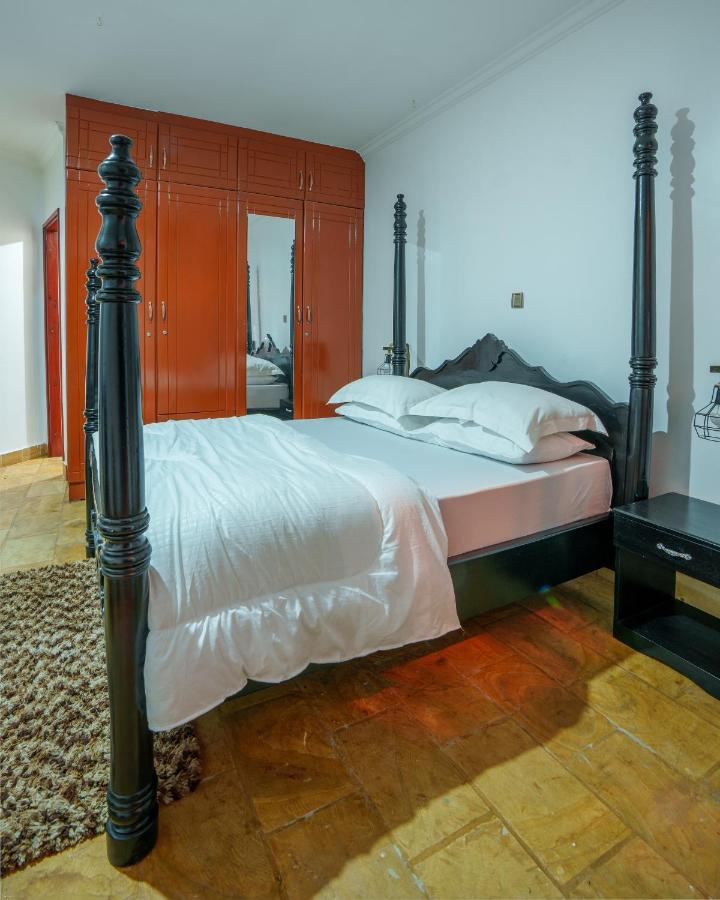 Sprunger Avenue - Tulia Homes Bed & Breakfast *