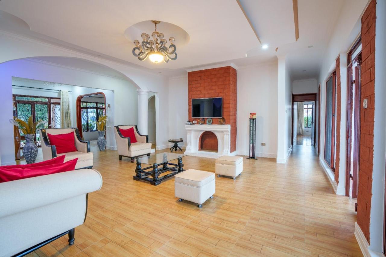 Bed & Breakfast Sprunger Avenue - Tulia Homes *