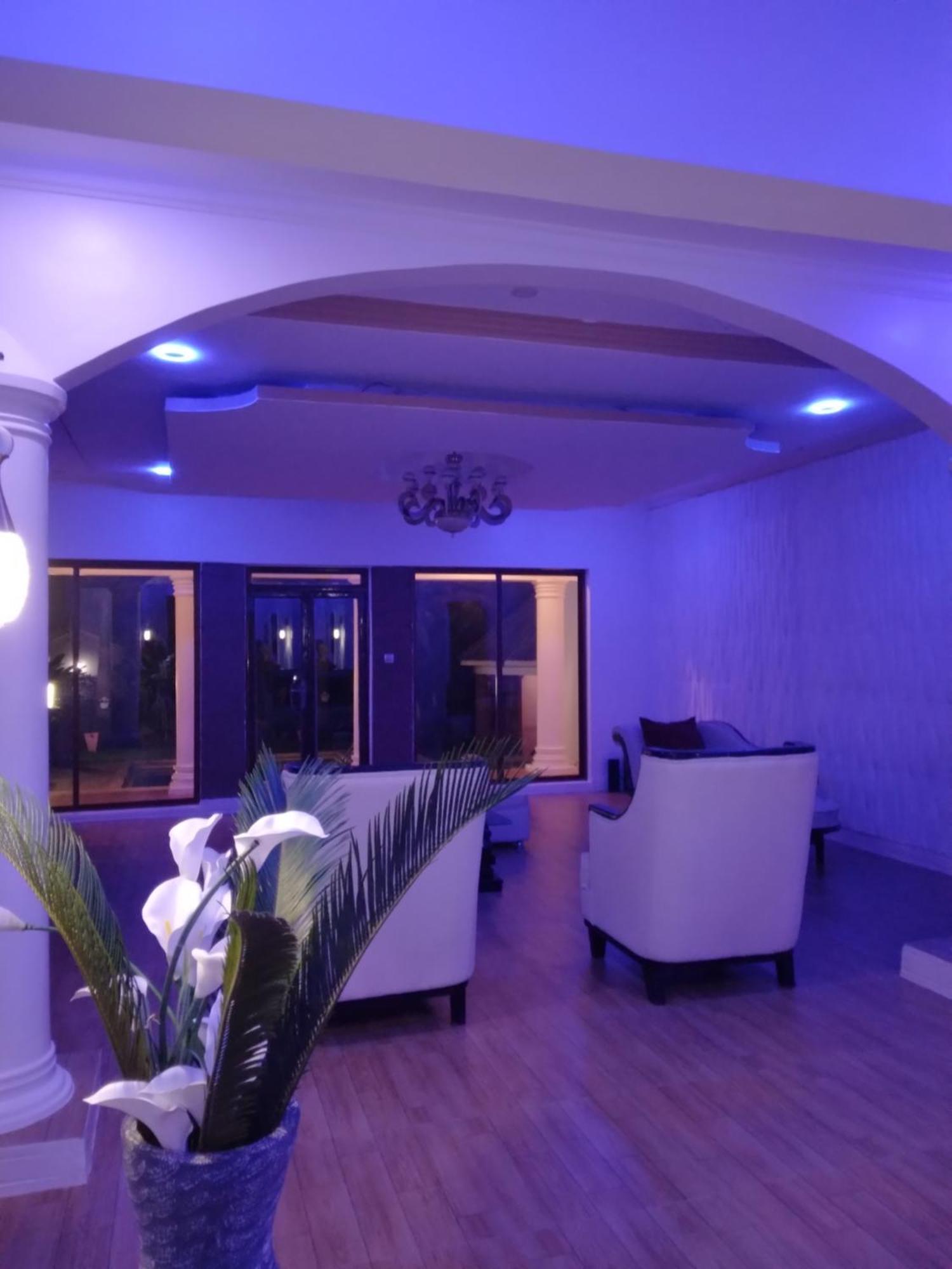 Sprunger Avenue - Tulia Homes Bed & Breakfast Moshi