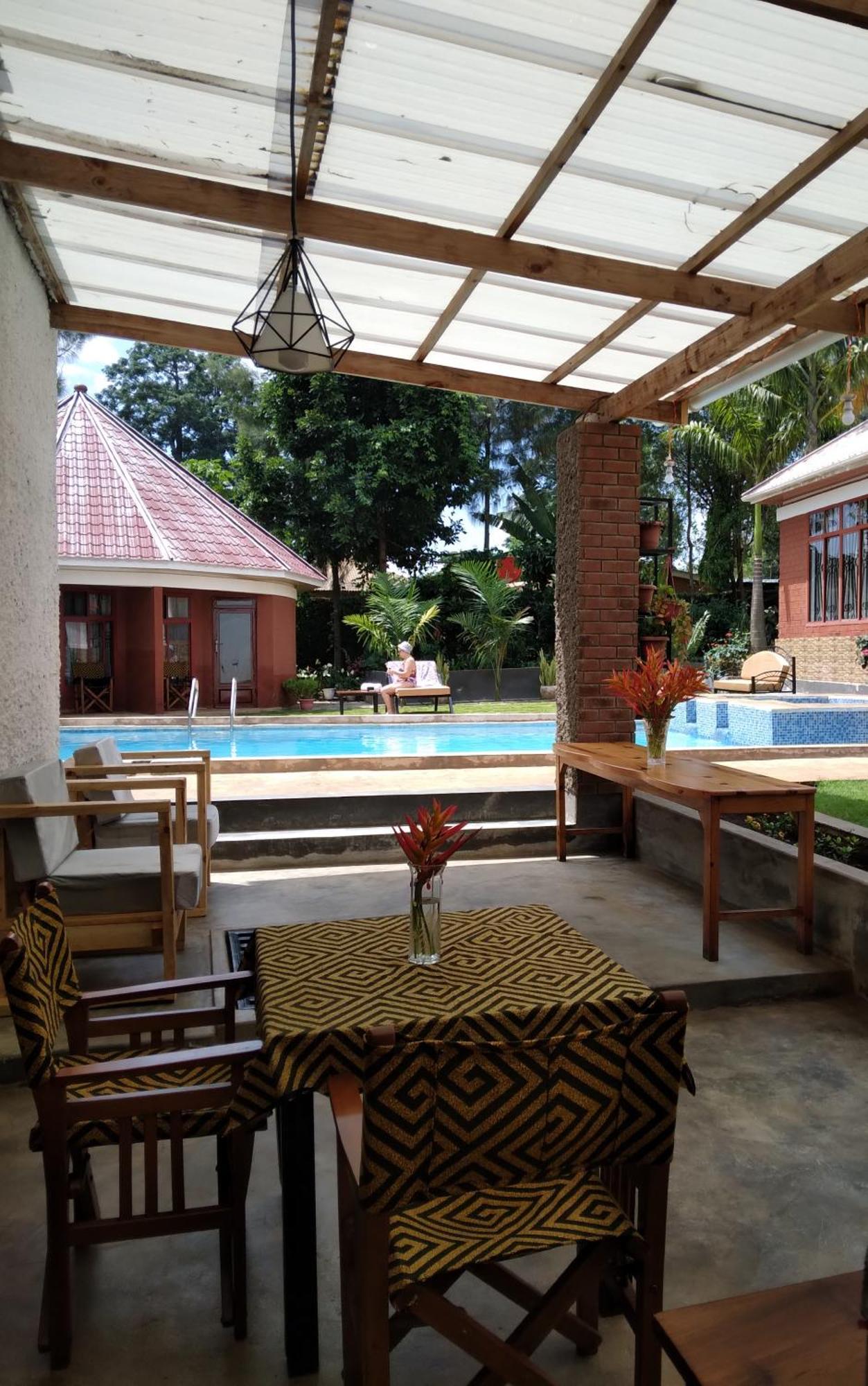 Sprunger Avenue - Tulia Homes *